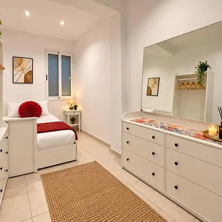 2br Seafront Maisonette Qui Si Sana *